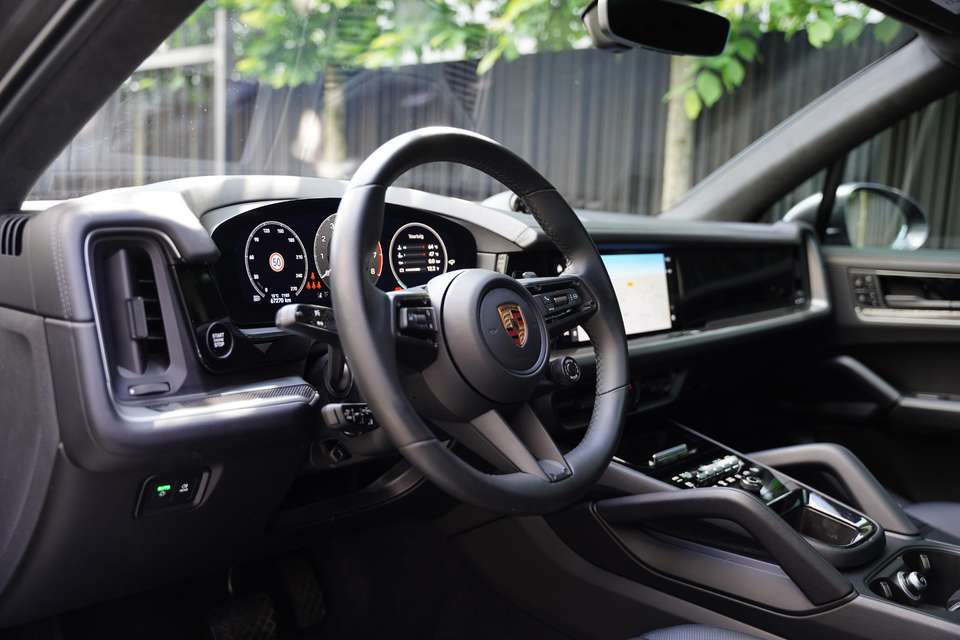 Porsche Cayenne - Imagem 4