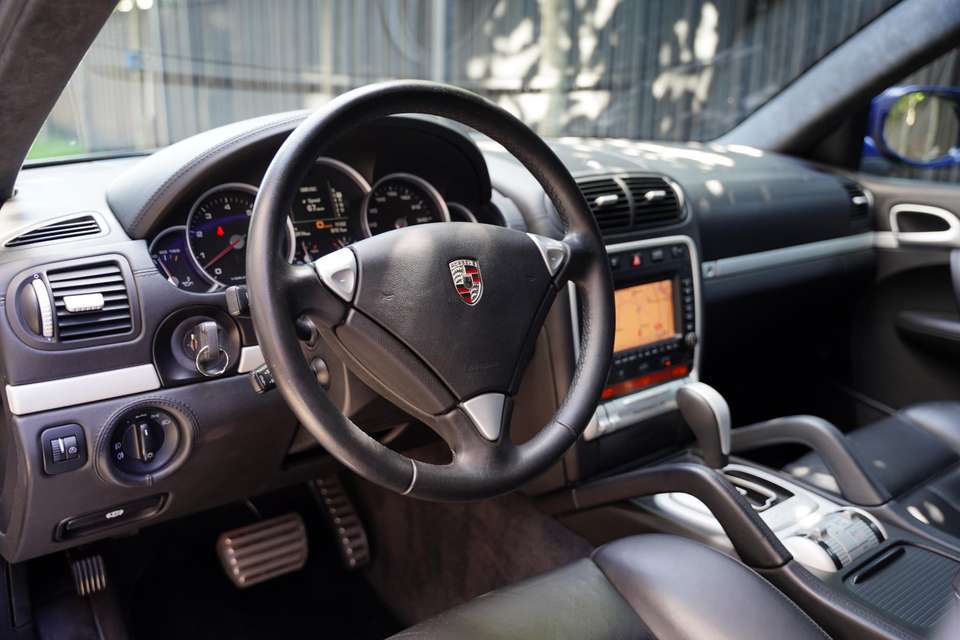 Porsche Cayenne - Imagem 4