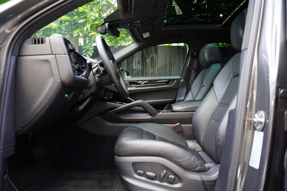 Porsche Cayenne - Imagem 5