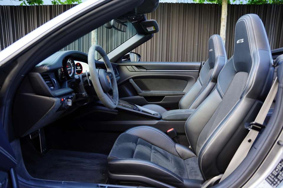 Porsche 992 - Imagem 8