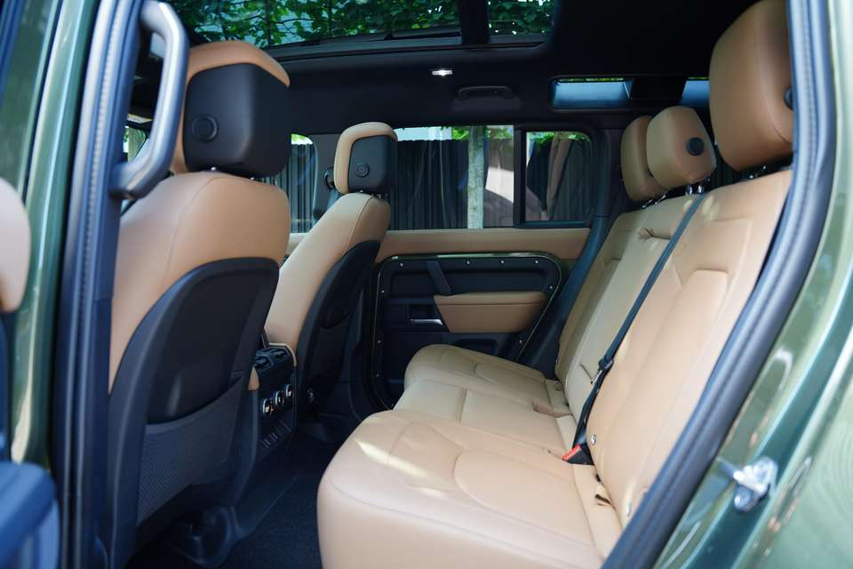 Land Rover Defender - Imagem 7