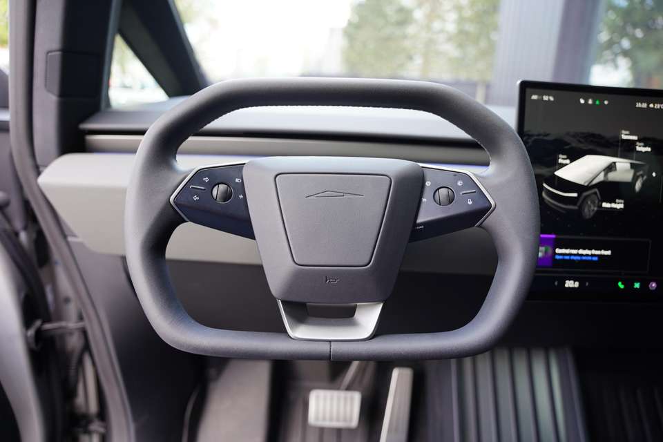 Tesla Cybertruck - Imagem 8