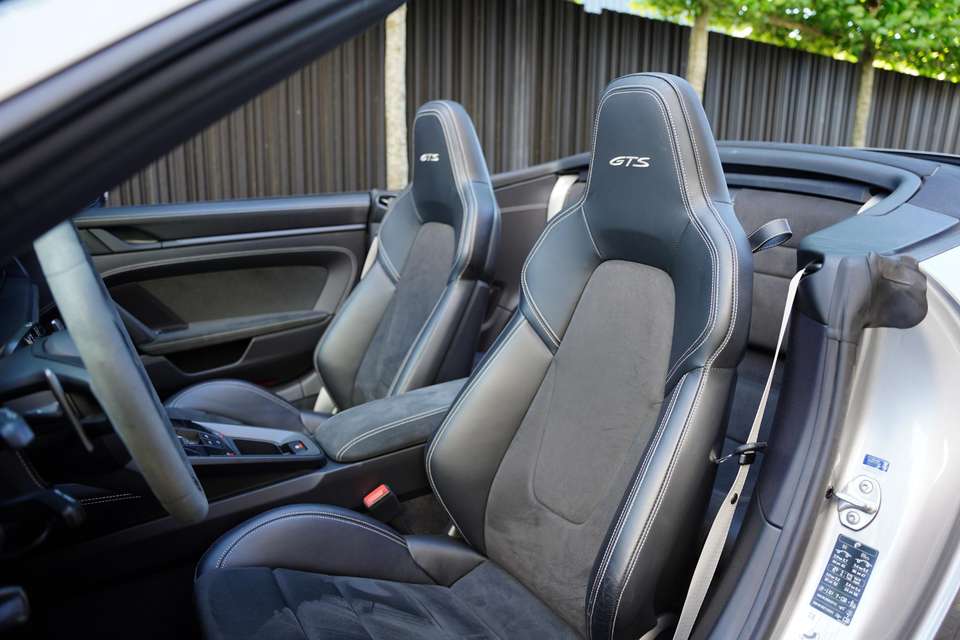 Porsche 992 - Imagem 9