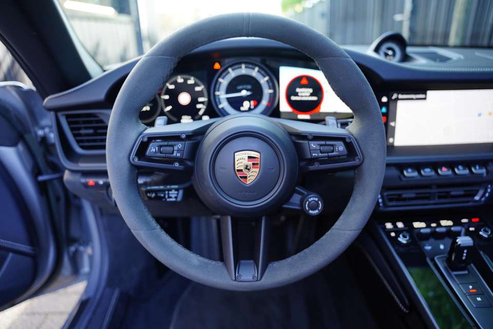 Porsche 992 - Imagem 11