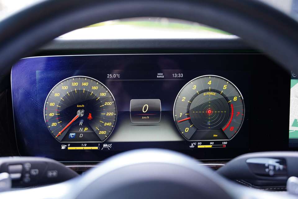 Mercedes-Benz G 500 - Imagem 9