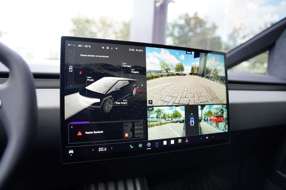 Tesla Cybertruck - Imagem 12