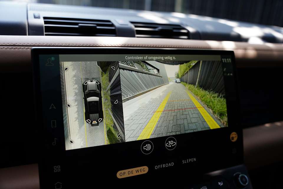 Land Rover Defender - Imagem 11
