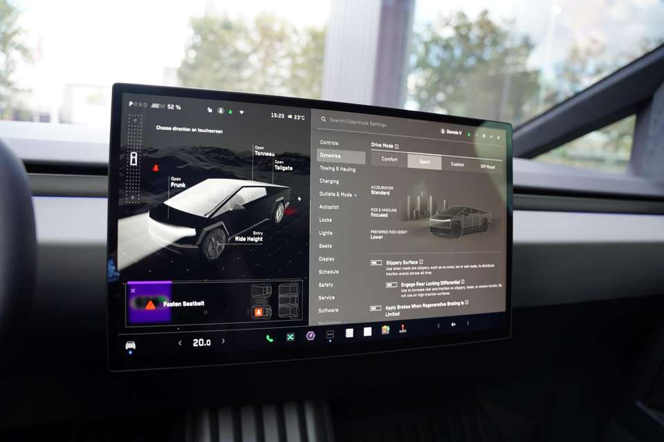 Tesla Cybertruck - Imagem 15