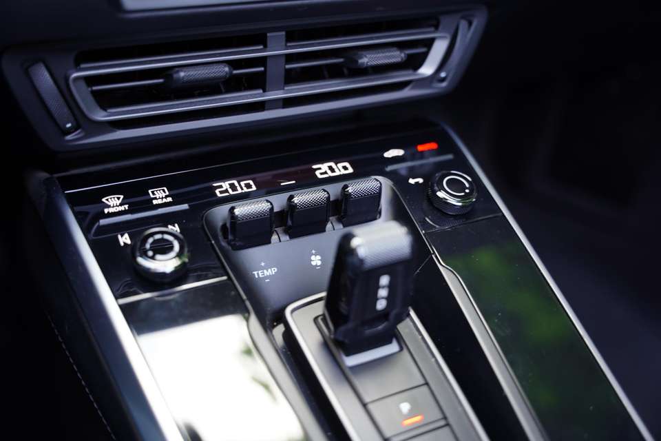 Porsche 992 - Imagem 19