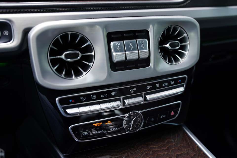 Mercedes-Benz G 500 - Imagem 16
