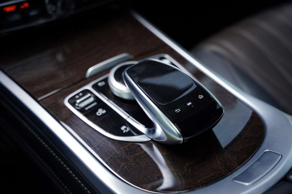Mercedes-Benz G 500 - Imagem 17