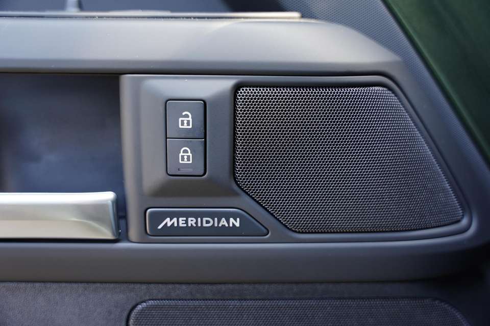 Land Rover Defender - Imagem 20