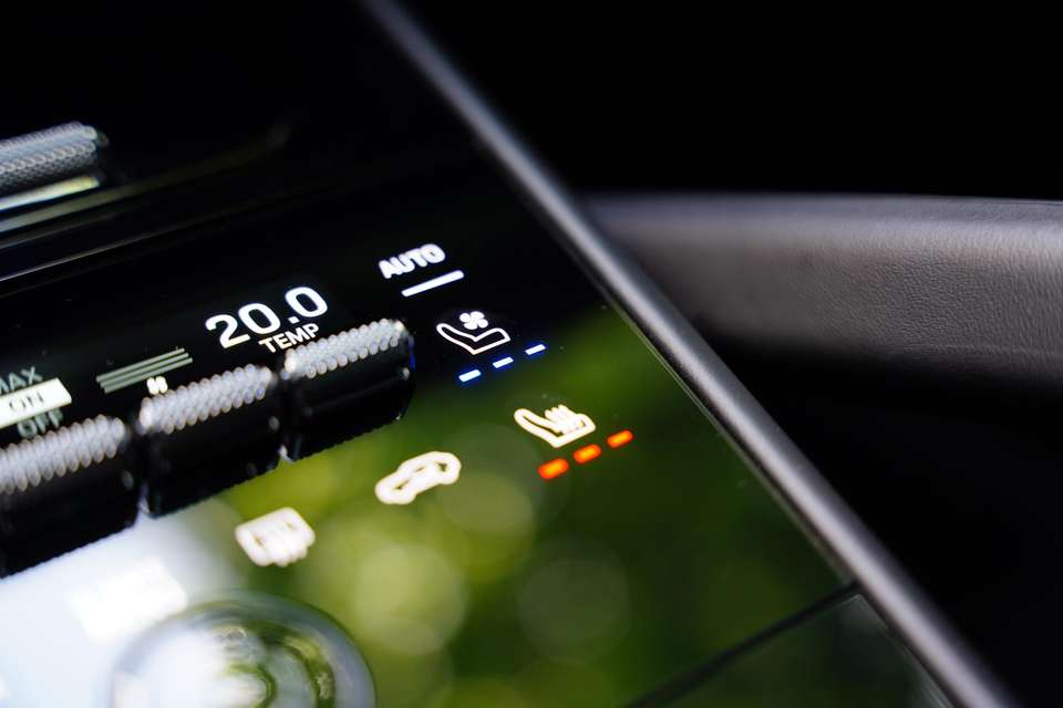 Porsche Cayenne - Imagem 19