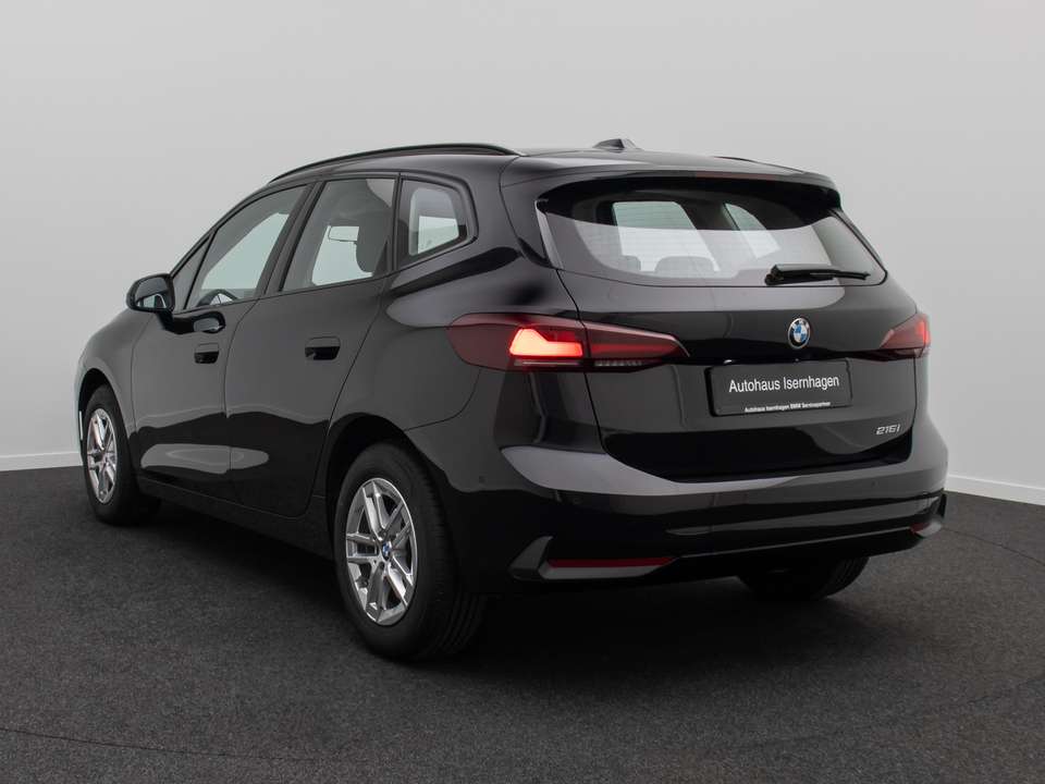 BMW 216 - Imagem 9