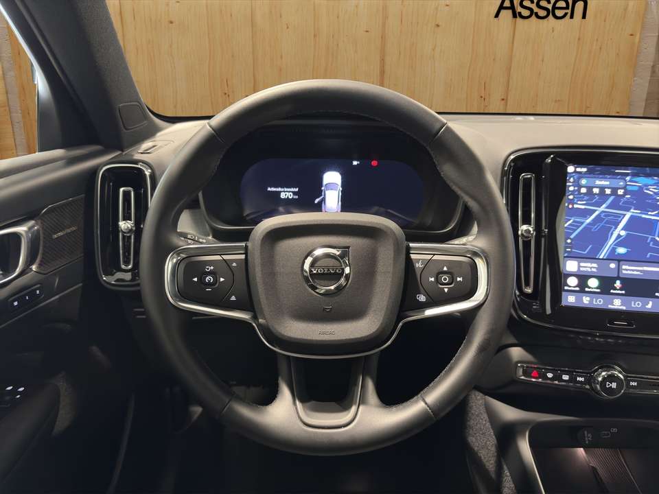 Volvo XC40 - Imagem 9