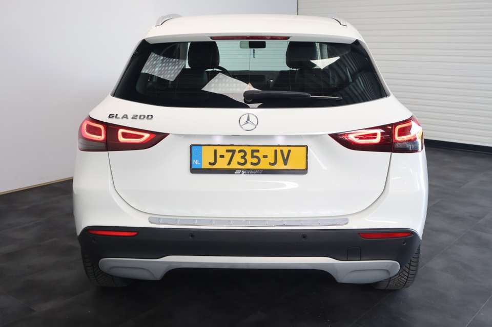 Mercedes-Benz GLA 200 - Imagem 6