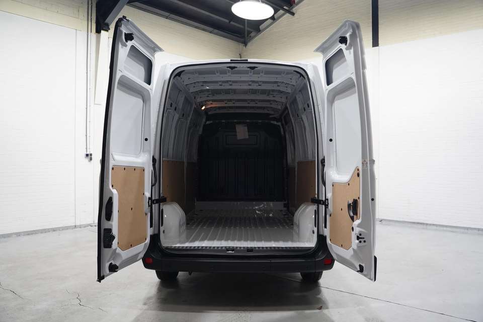 Renault Master - Imagem 12