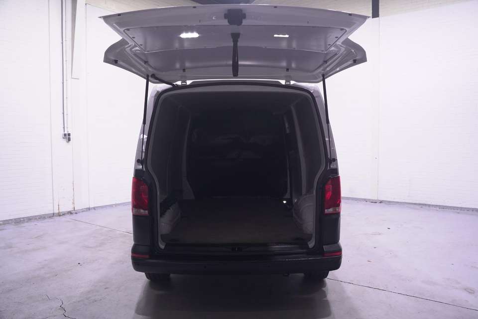 Volkswagen Transporter - Imagem 13