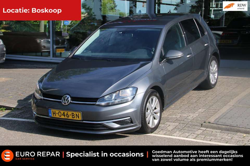 Volkswagen Golf - Imagem 1