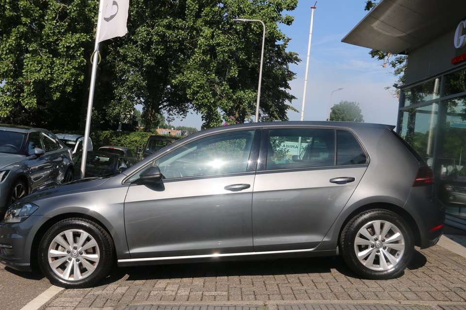 Volkswagen Golf - Imagem 5