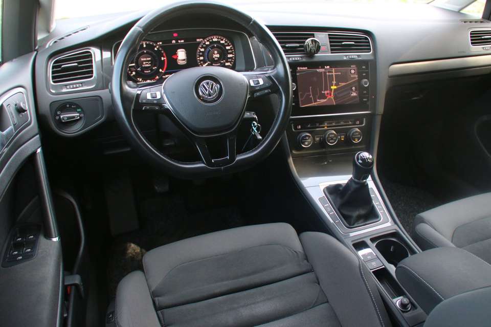 Volkswagen Golf - Imagem 9