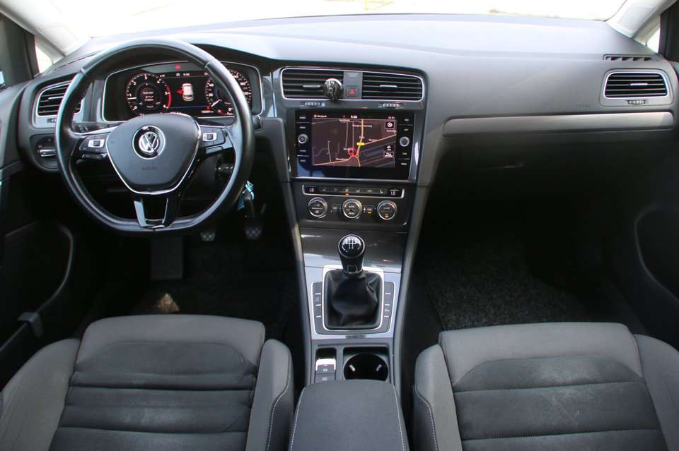 Volkswagen Golf - Imagem 10