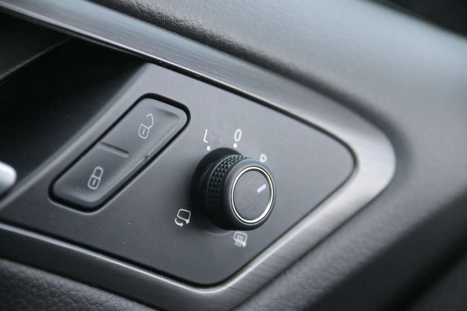 Volkswagen Golf - Imagem 18