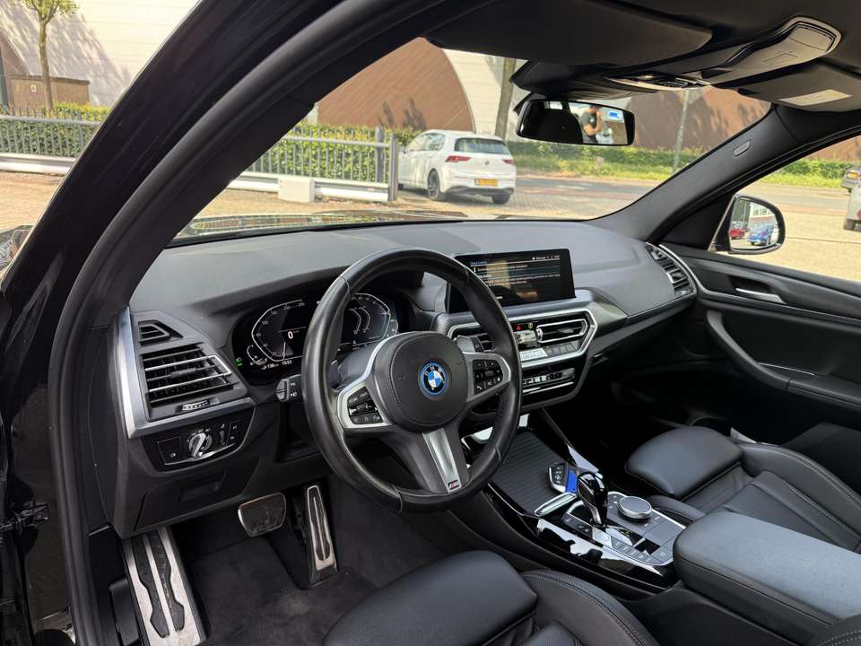 BMW X3 - Imagem 12