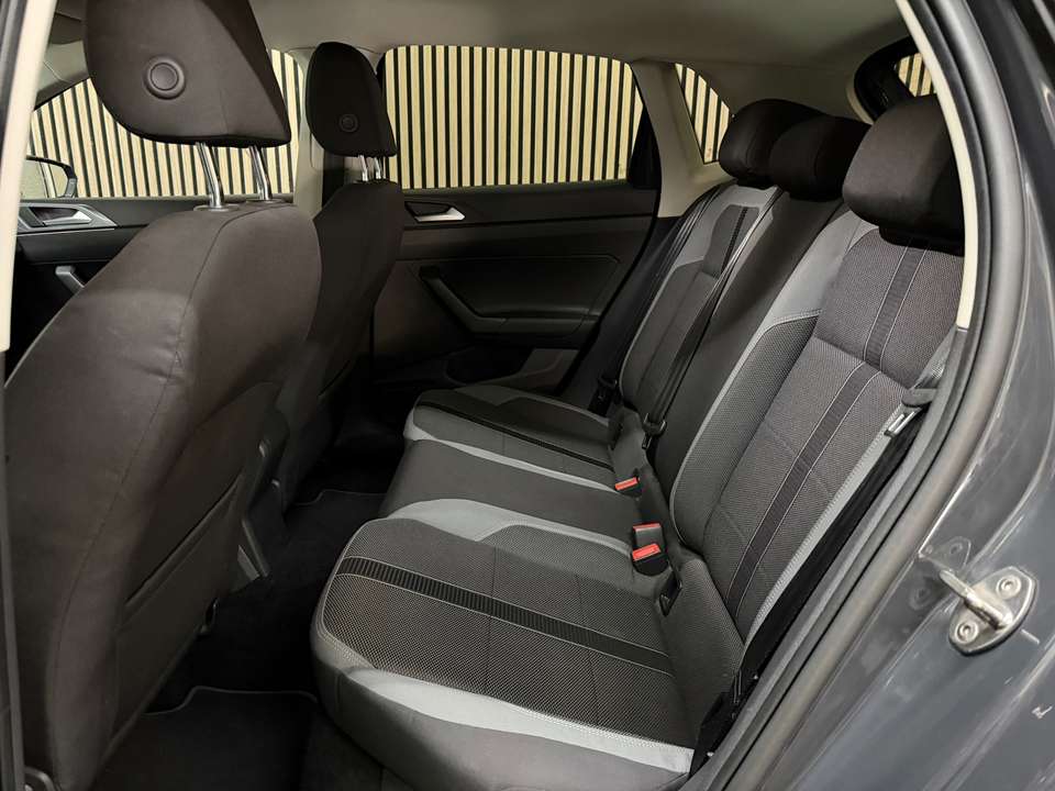 Volkswagen Polo - Imagem 13