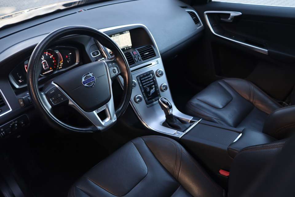 Volvo XC60 - Imagem 10