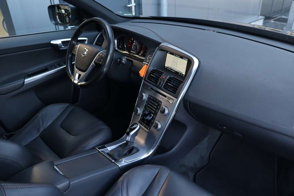 Volvo XC60 - Imagem 12