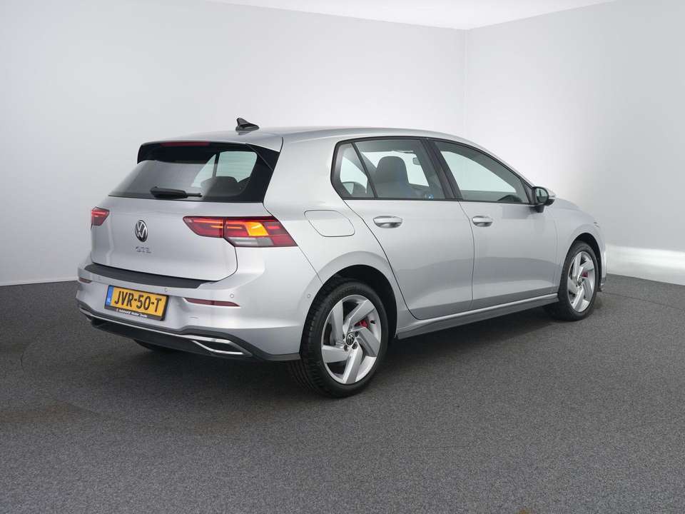 Volkswagen Golf GTE - Imagem 3