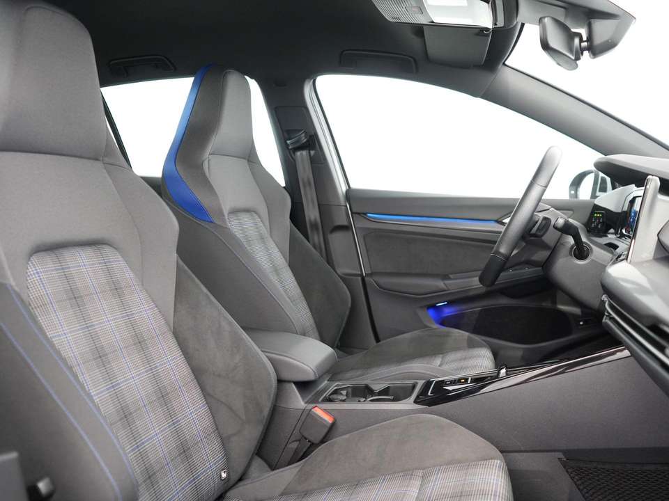 Volkswagen Golf GTE - Imagem 5