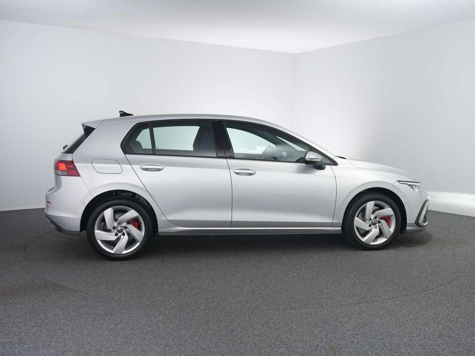 Volkswagen Golf GTE - Imagem 15