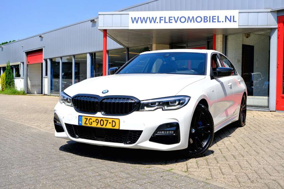 BMW 330 - Imagem 1