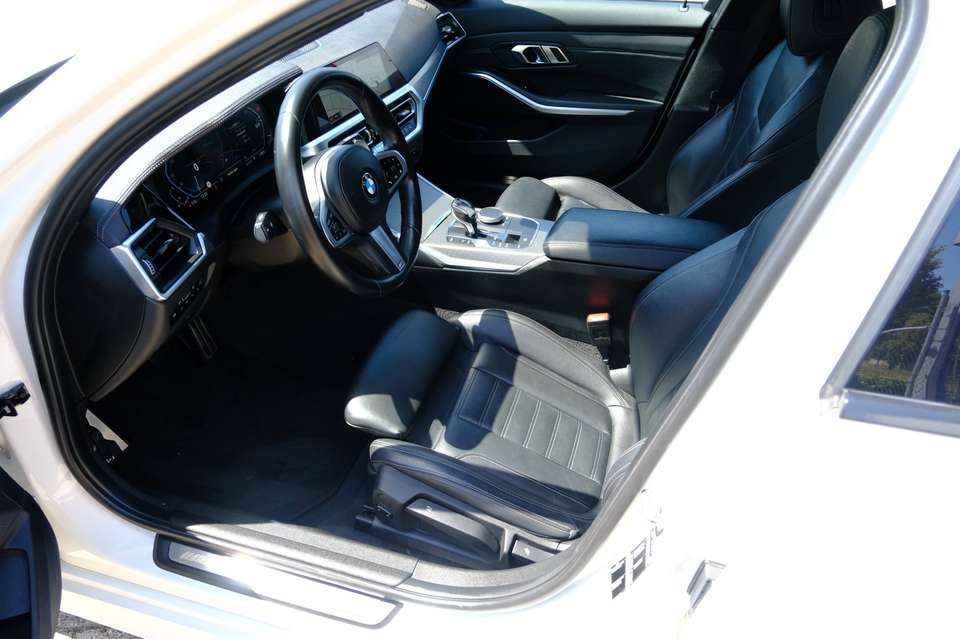 BMW 330 - Imagem 2