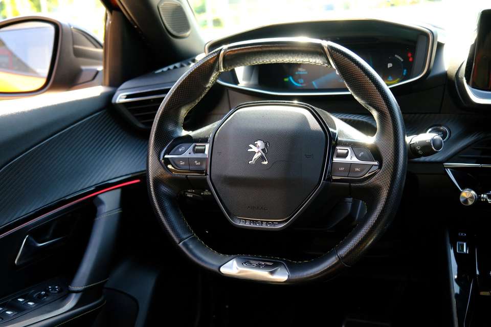 Peugeot e-2008 - Imagem 6