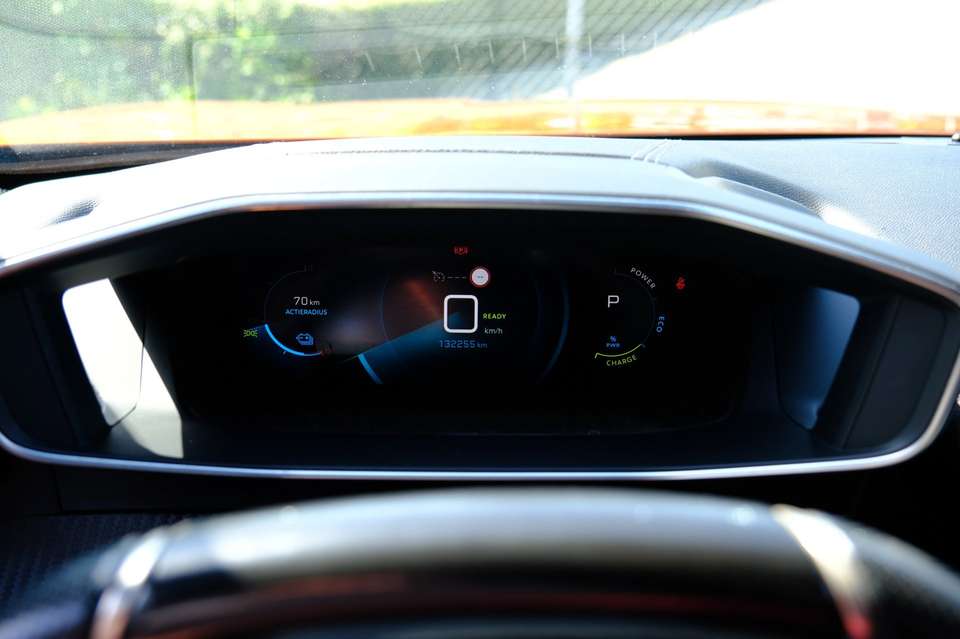 Peugeot e-2008 - Imagem 13