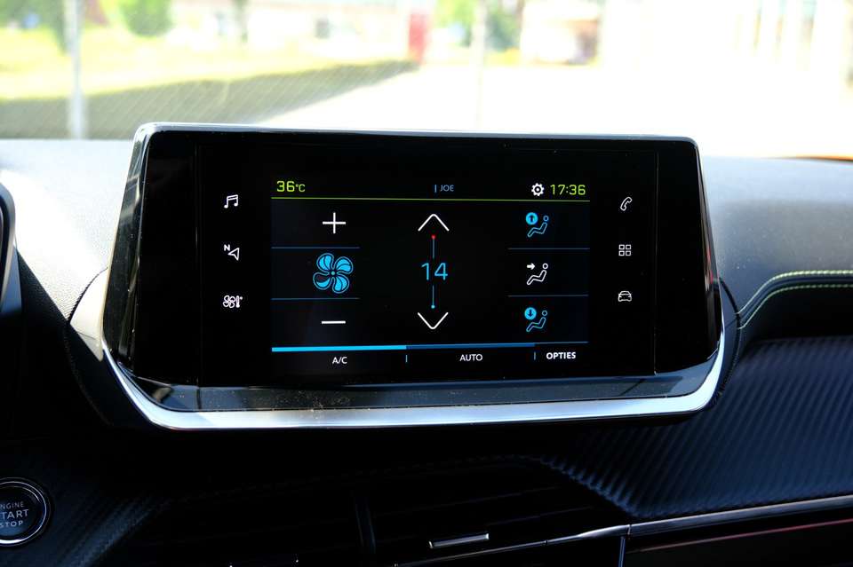 Peugeot e-2008 - Imagem 17