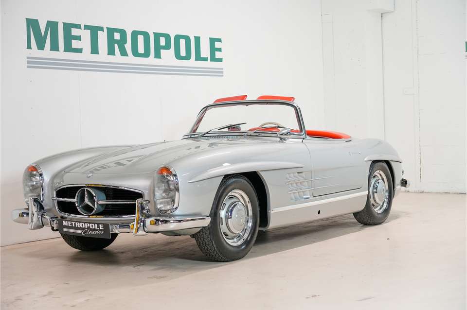Mercedes-Benz SL 300 - Imagem 1