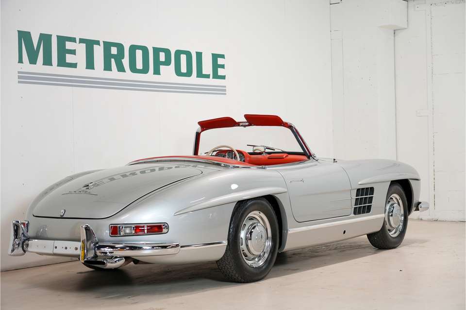Mercedes-Benz SL 300 - Imagem 7