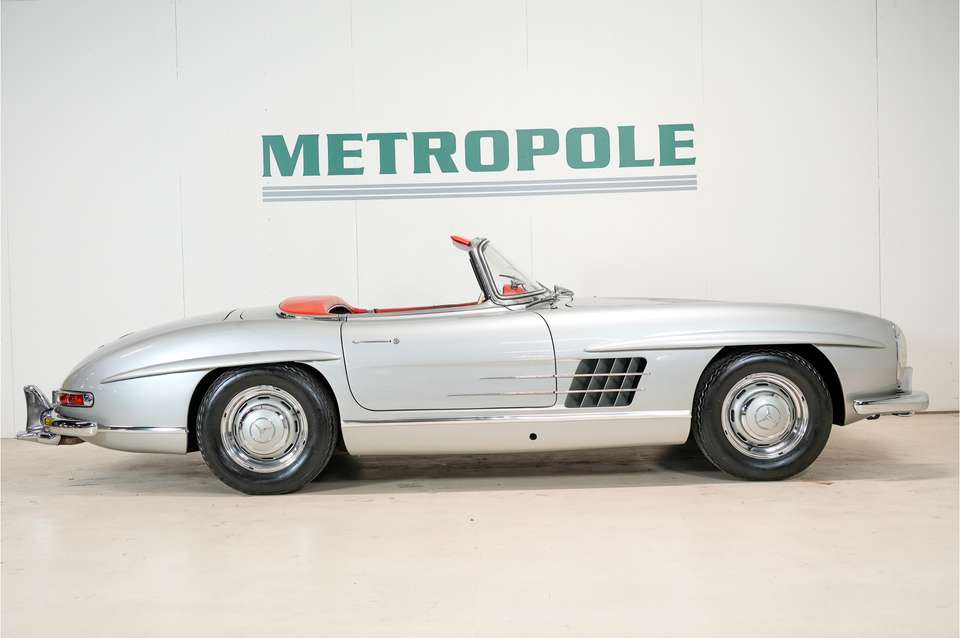 Mercedes-Benz SL 300 - Imagem 14