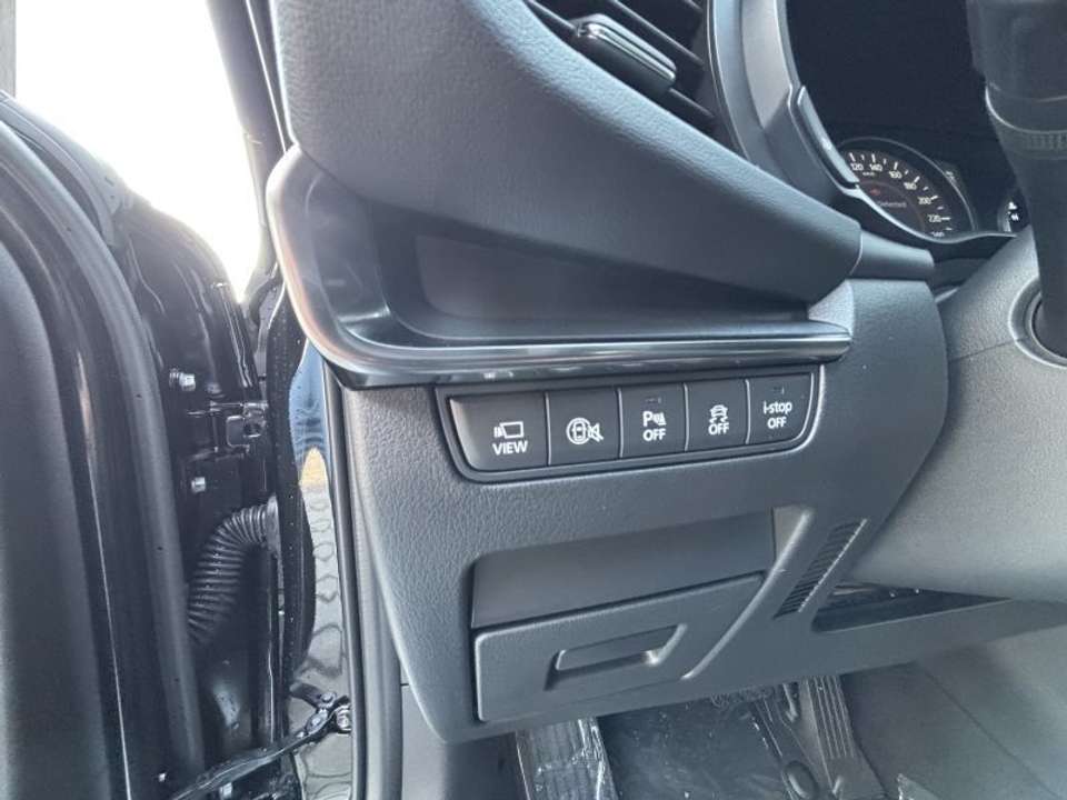 Mazda 3 - Imagem 4