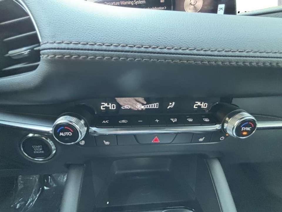 Mazda 3 - Imagem 10