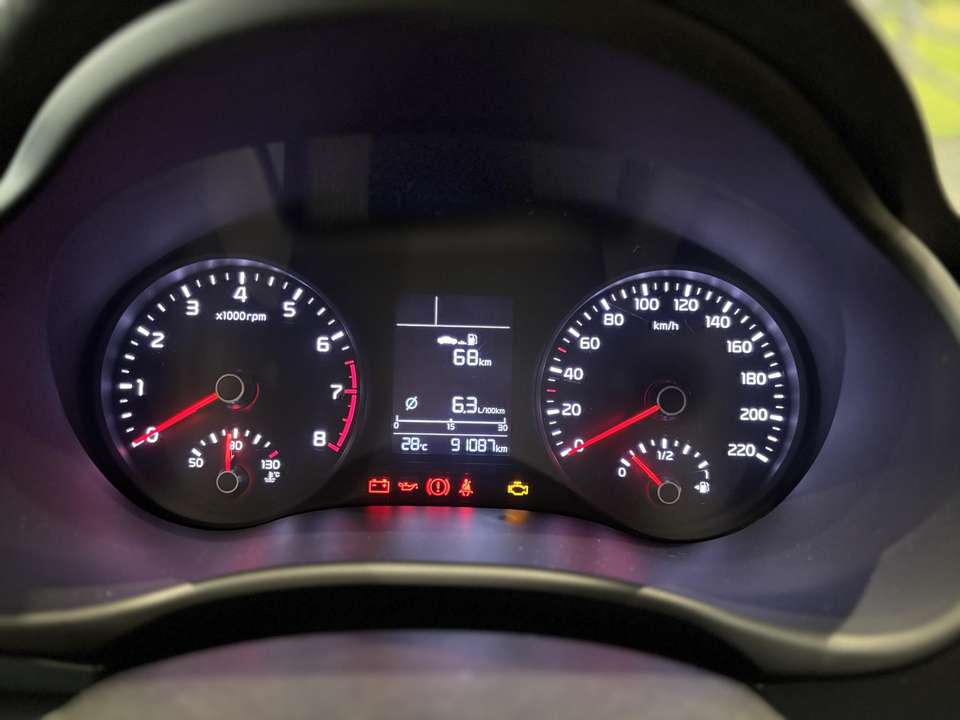 Kia Stonic - Imagem 4