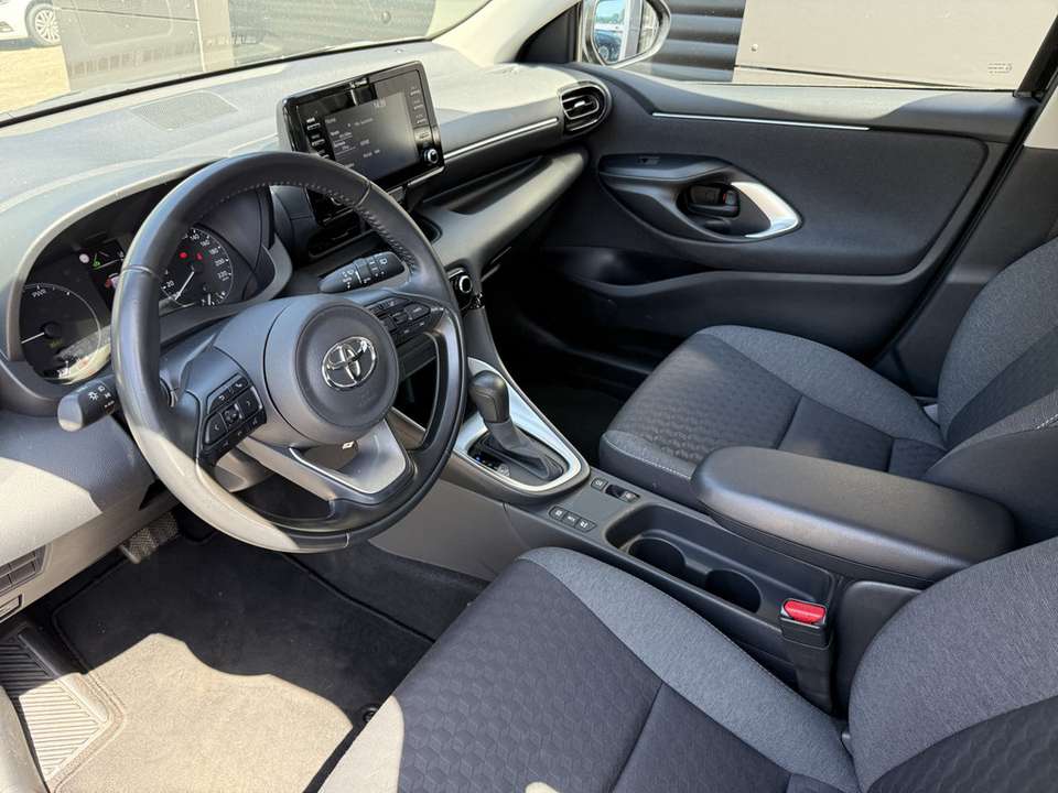 Toyota Yaris - Imagem 5