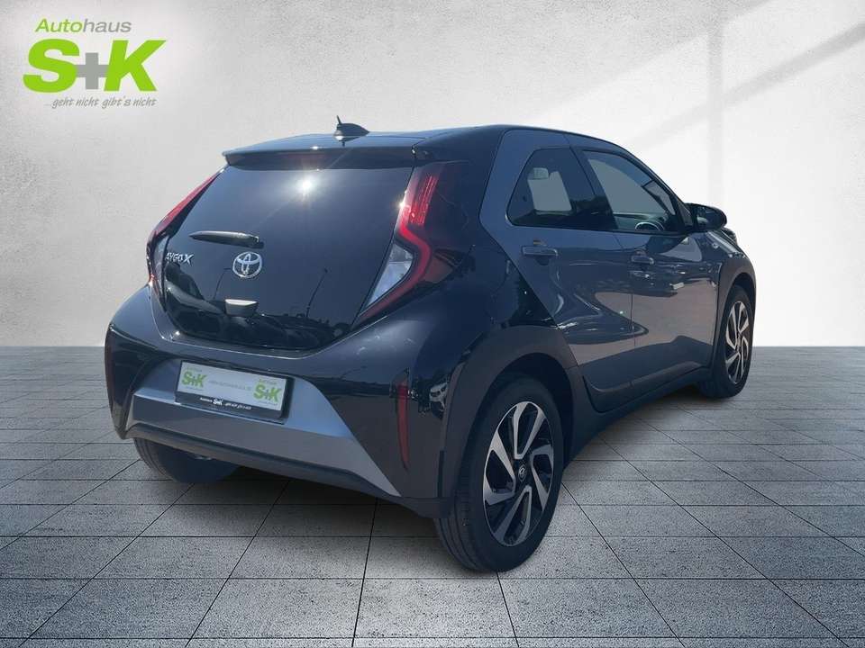 Toyota Aygo X - Imagem 4