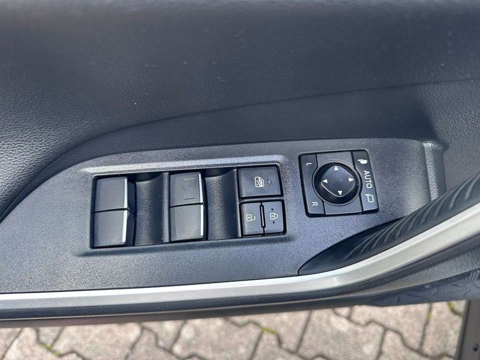 Toyota RAV 4 - Imagem 11
