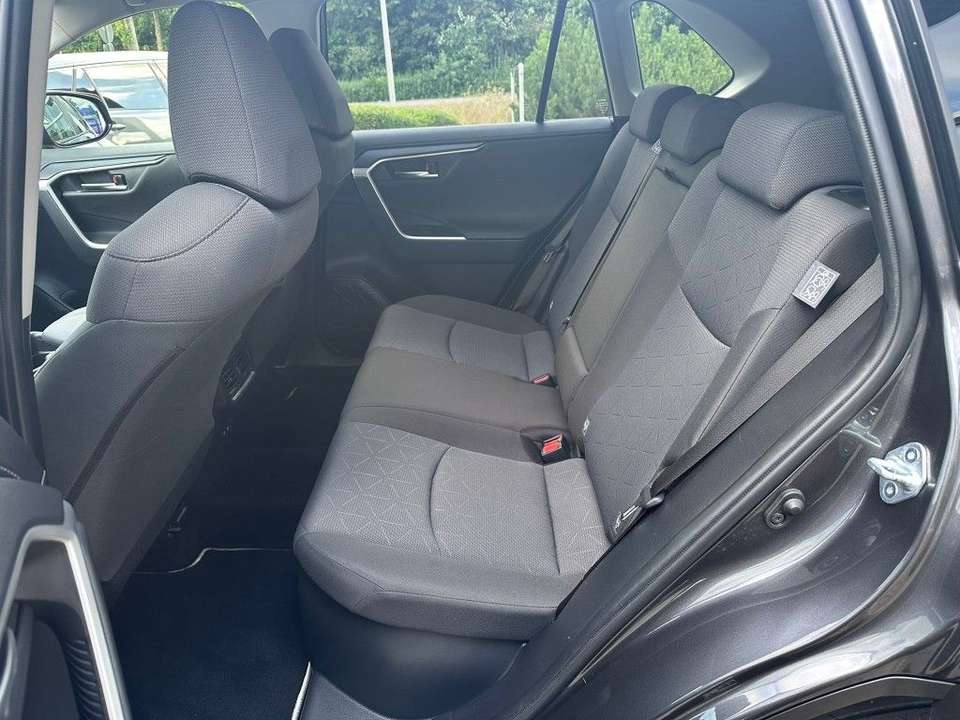 Toyota RAV 4 - Imagem 13