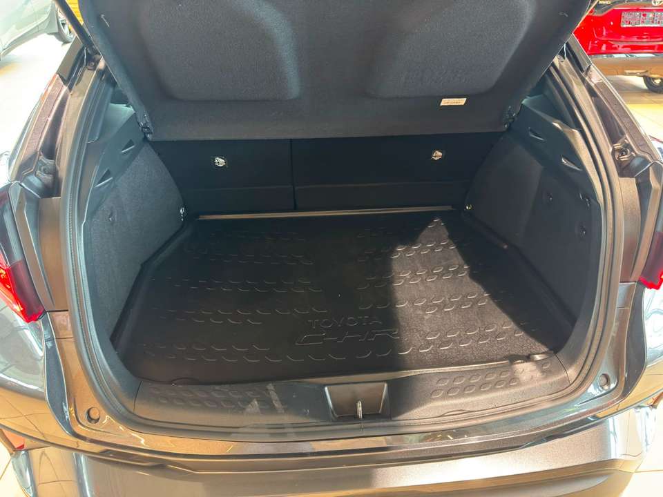 Toyota C-HR - Imagem 8